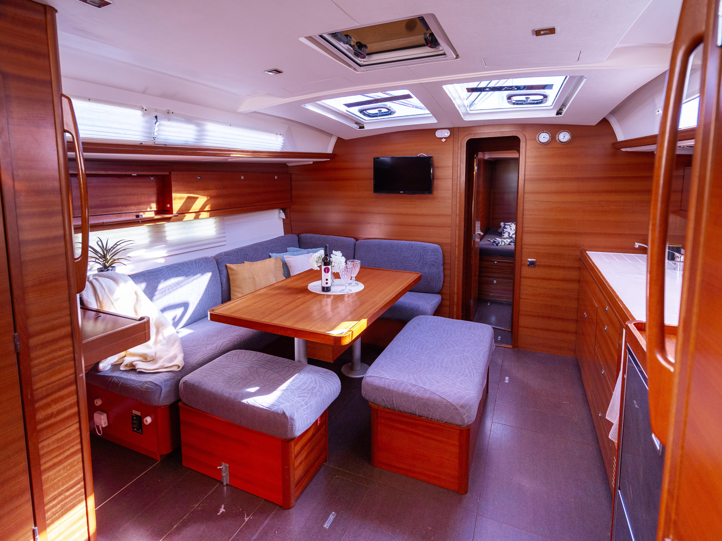 Dufour 460 Grand Large — photo 27