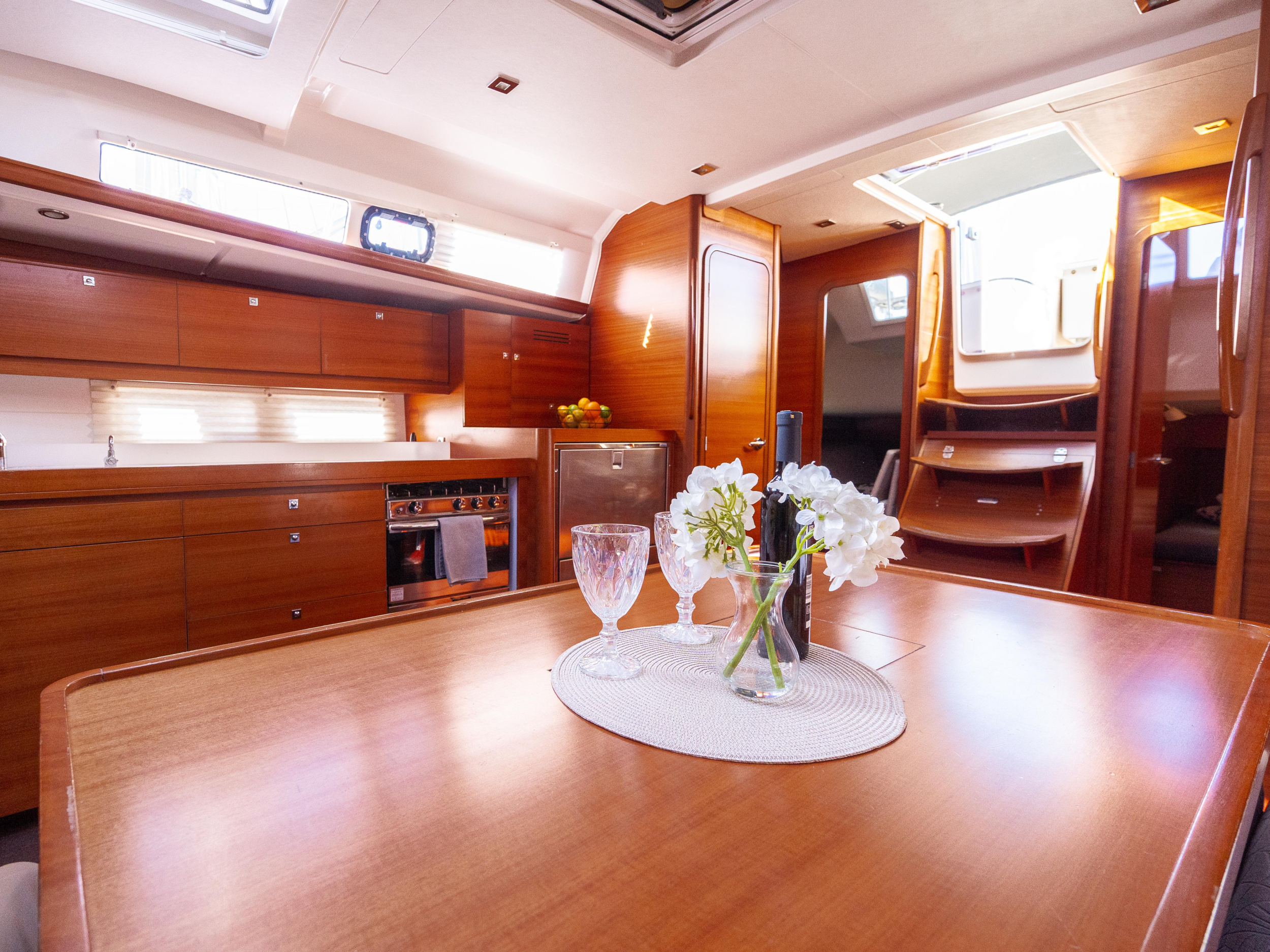Dufour 460 Grand Large — photo 3