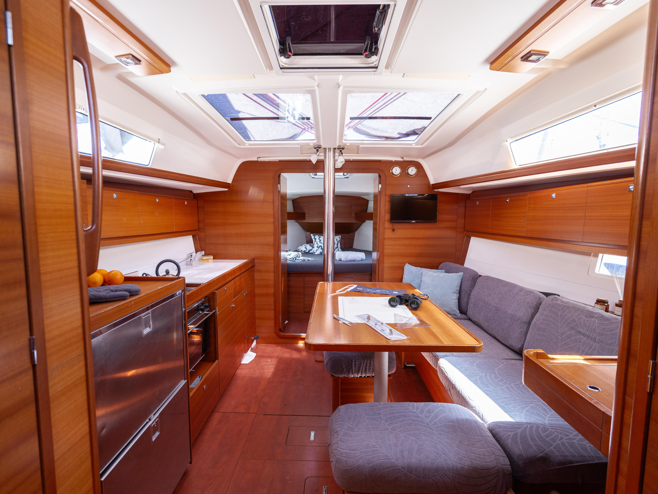 Dufour 382 Grand Large — photo 24