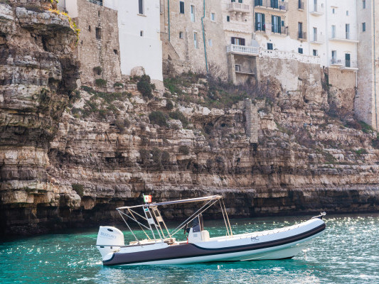Motorboat 6.70 — photo 1