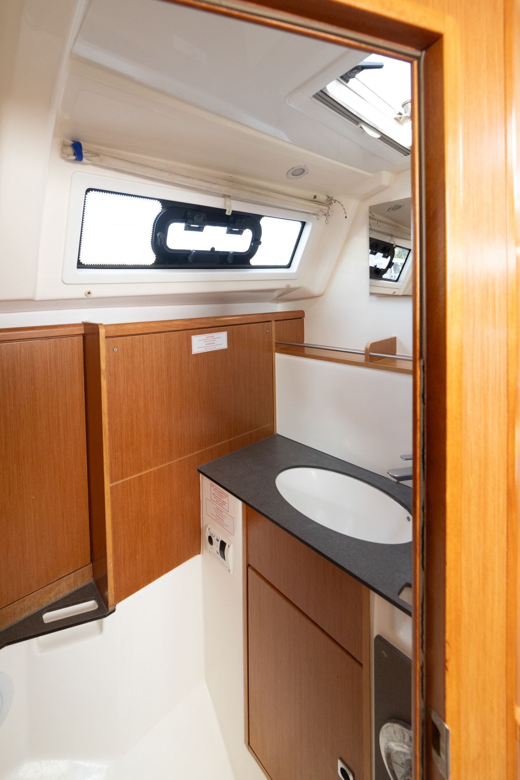 Bavaria Cruiser 37 (3 cab.) — photo 3