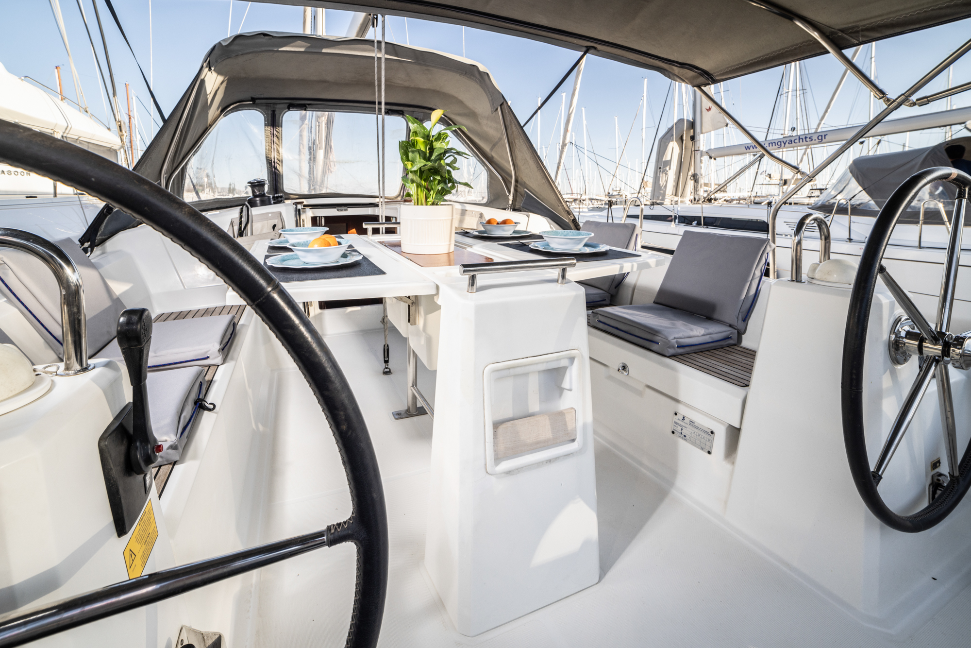 Oceanis 38.1 (3 cab.) — photo 11