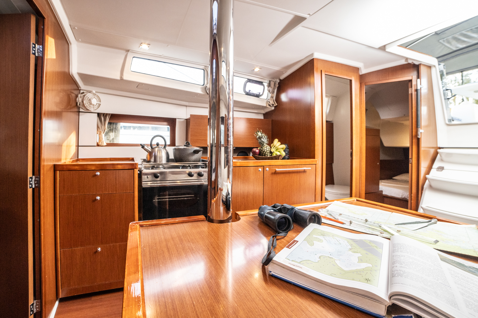 Oceanis 38.1 (3 cab.) — photo 8