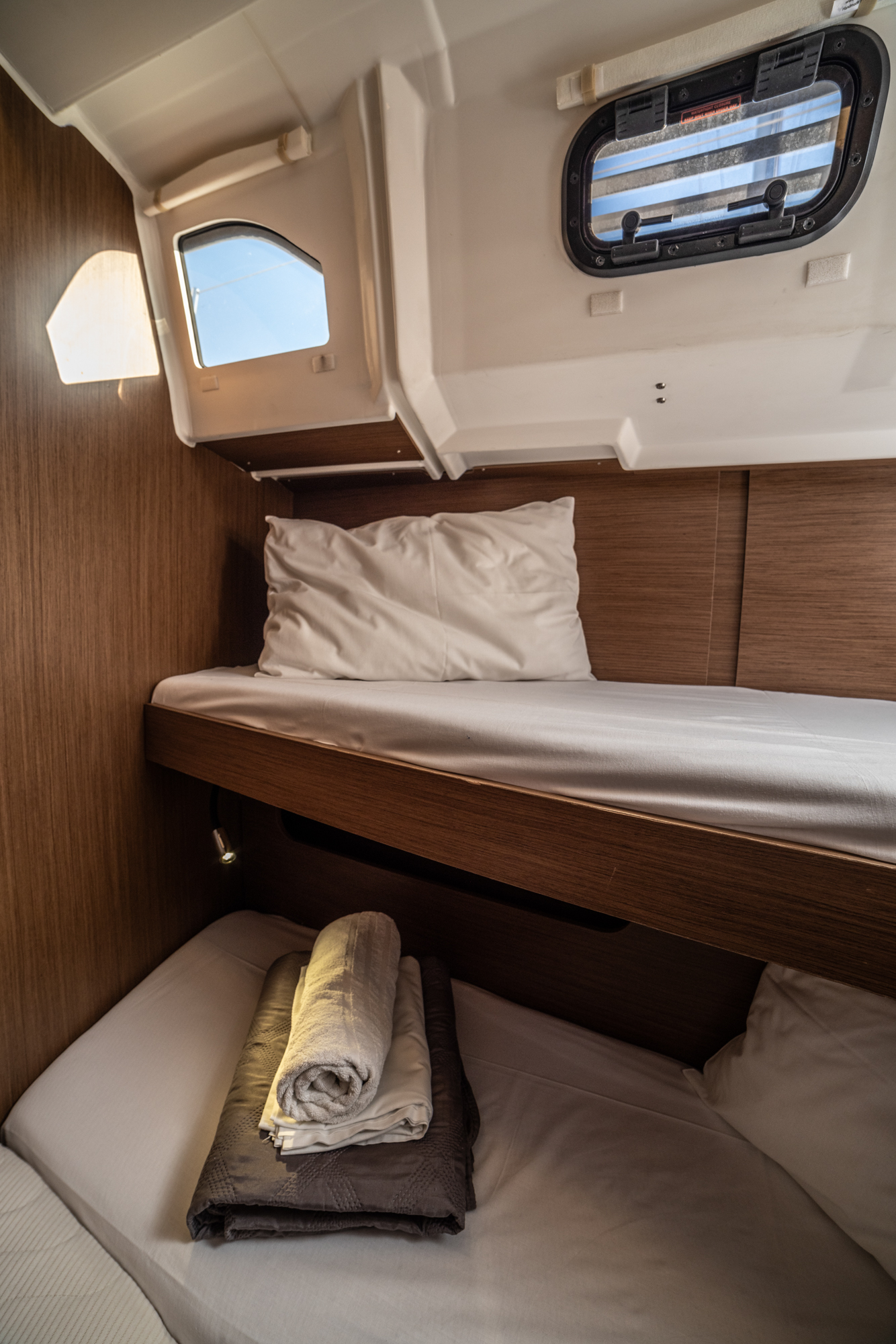Oceanis 46.1 (5 cabins) — photo 7
