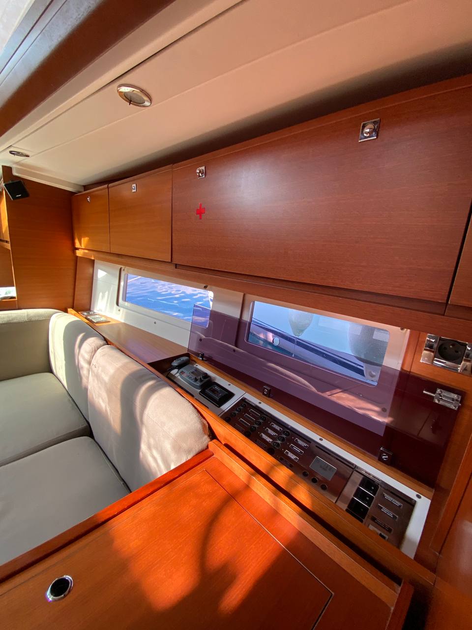 Dufour 500 Grand Large — photo 9