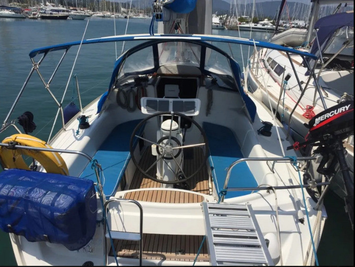Sun Odyssey 32 (2 cab.) — photo 6