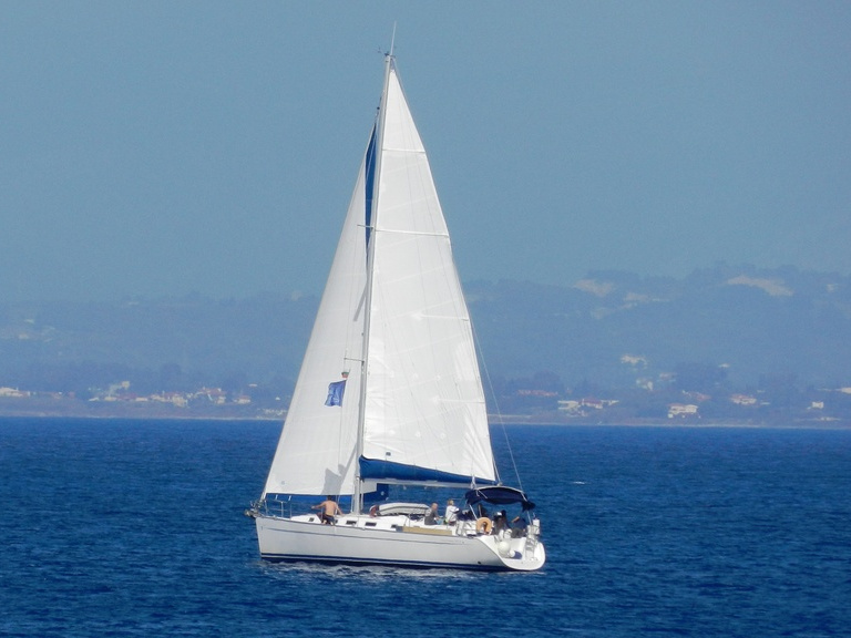 Cyclades 43.4 (4 cab.) — photo 1