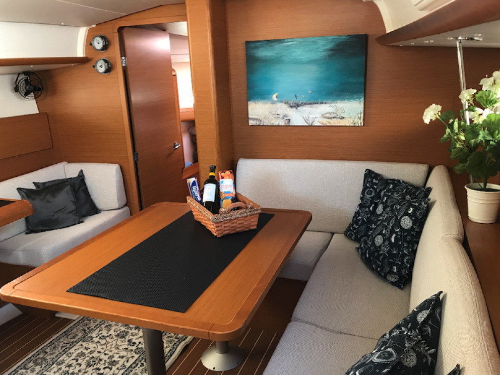 Sun Odyssey 409 (3 cab.) — photo 8