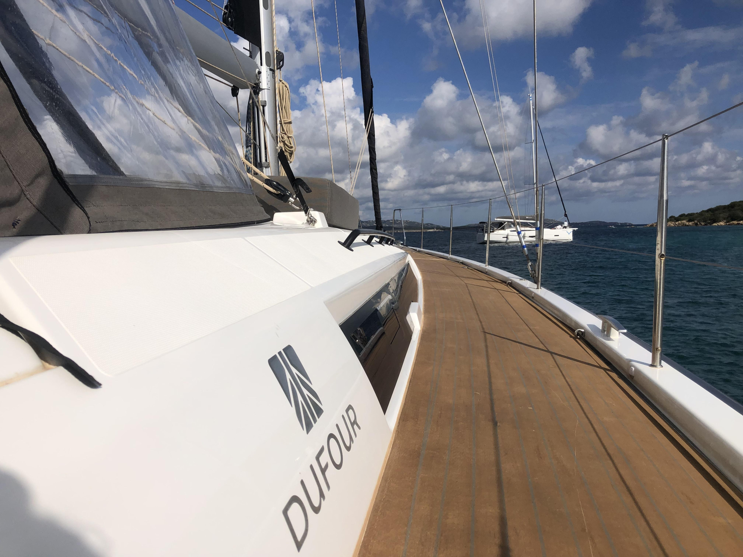 Dufour 530 Owner's version — photo 18