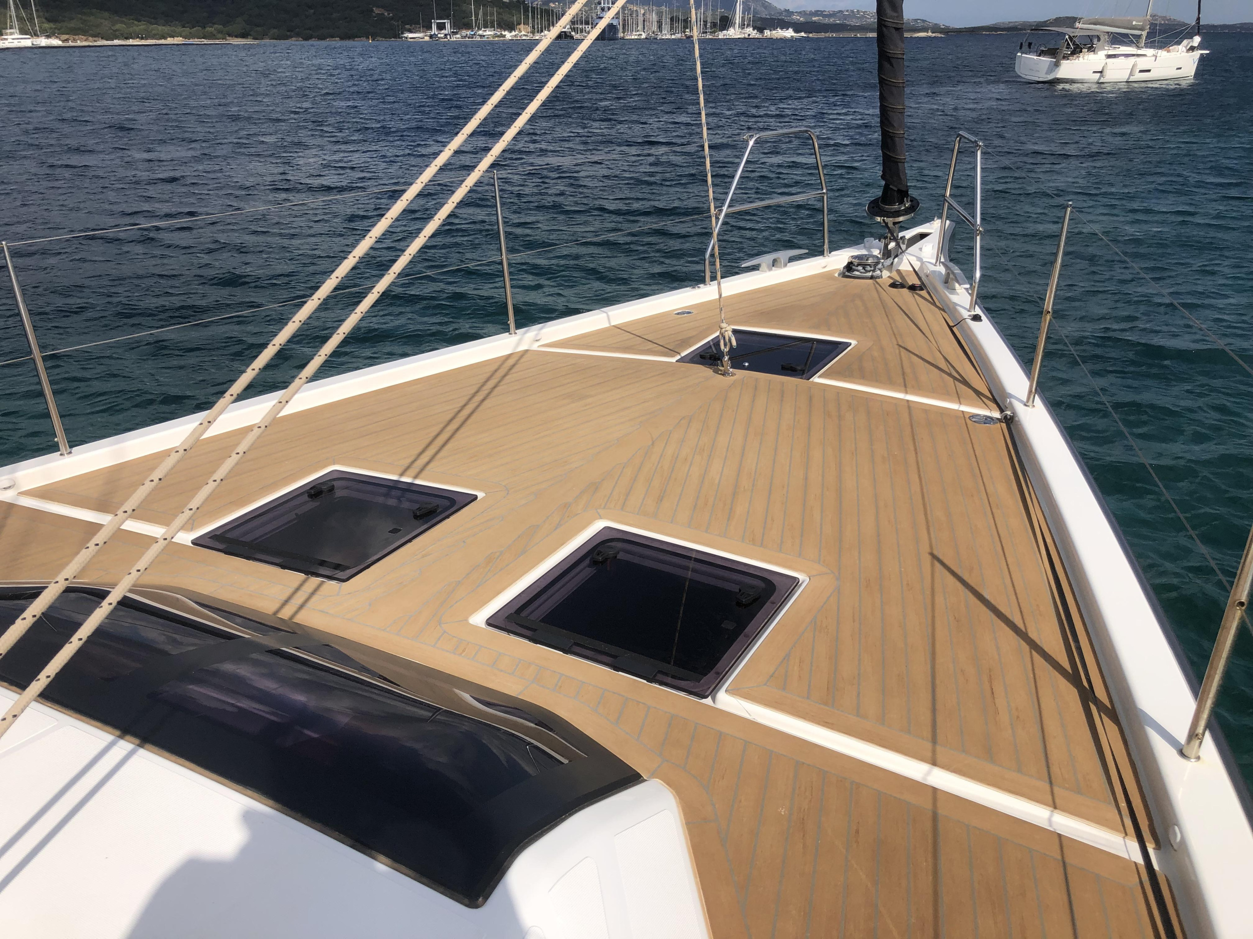 Dufour 530 Owner's version — photo 42