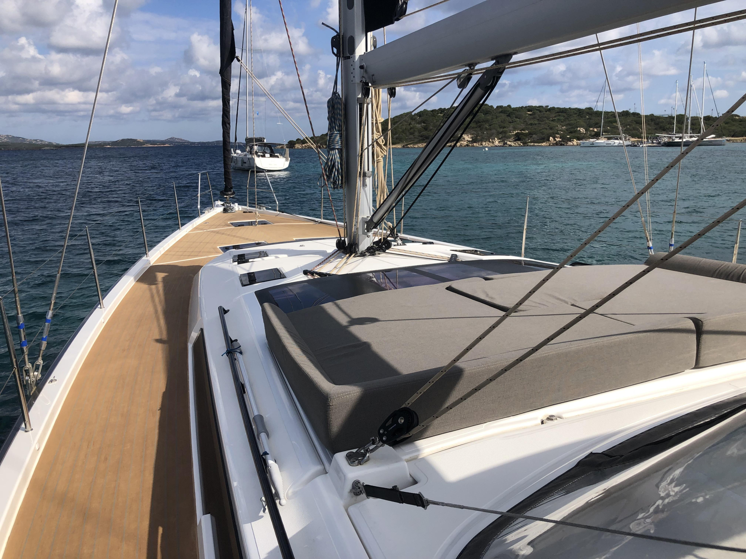 Dufour 530 Owner's version — photo 10
