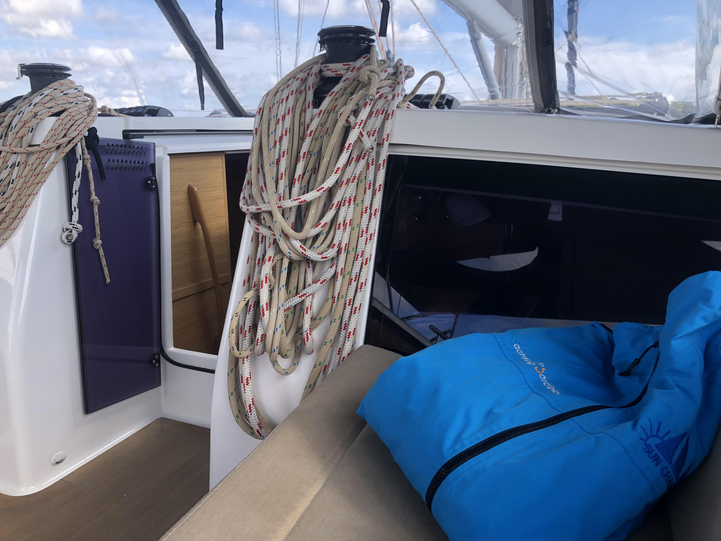 Dufour 430 Grand Large — photo 27