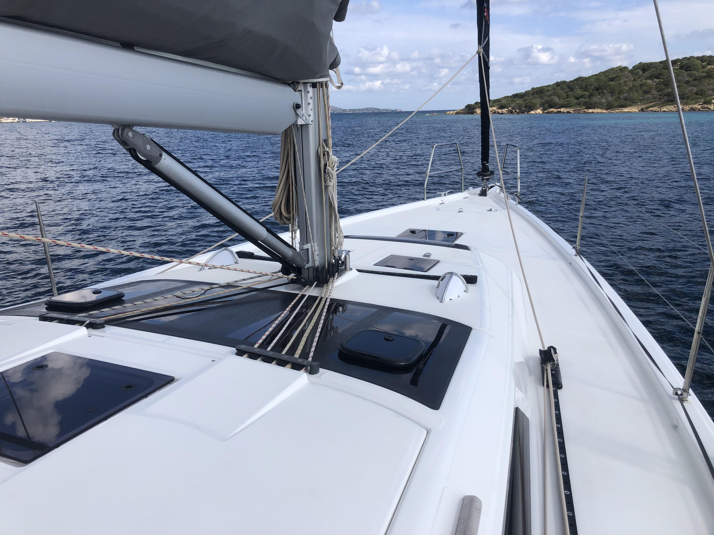 Dufour 430 Grand Large — photo 6