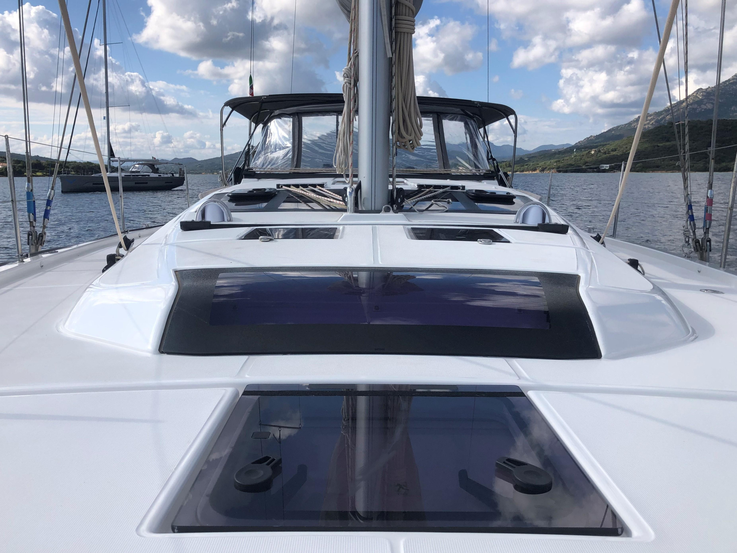 Dufour 430 Grand Large — photo 17