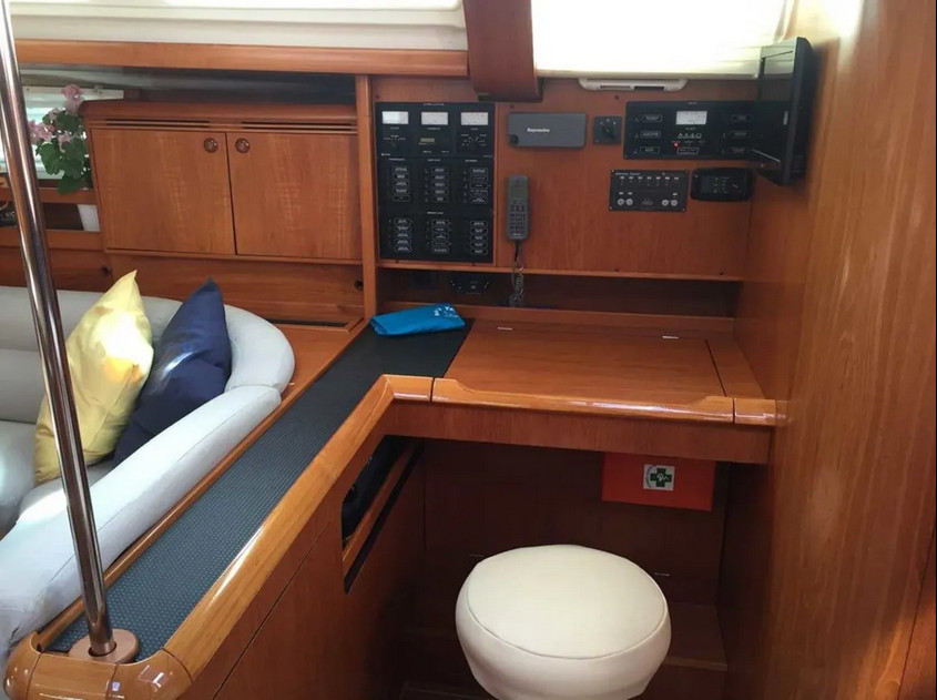 Sun Odyssey 49 (4 cab.) — photo 6