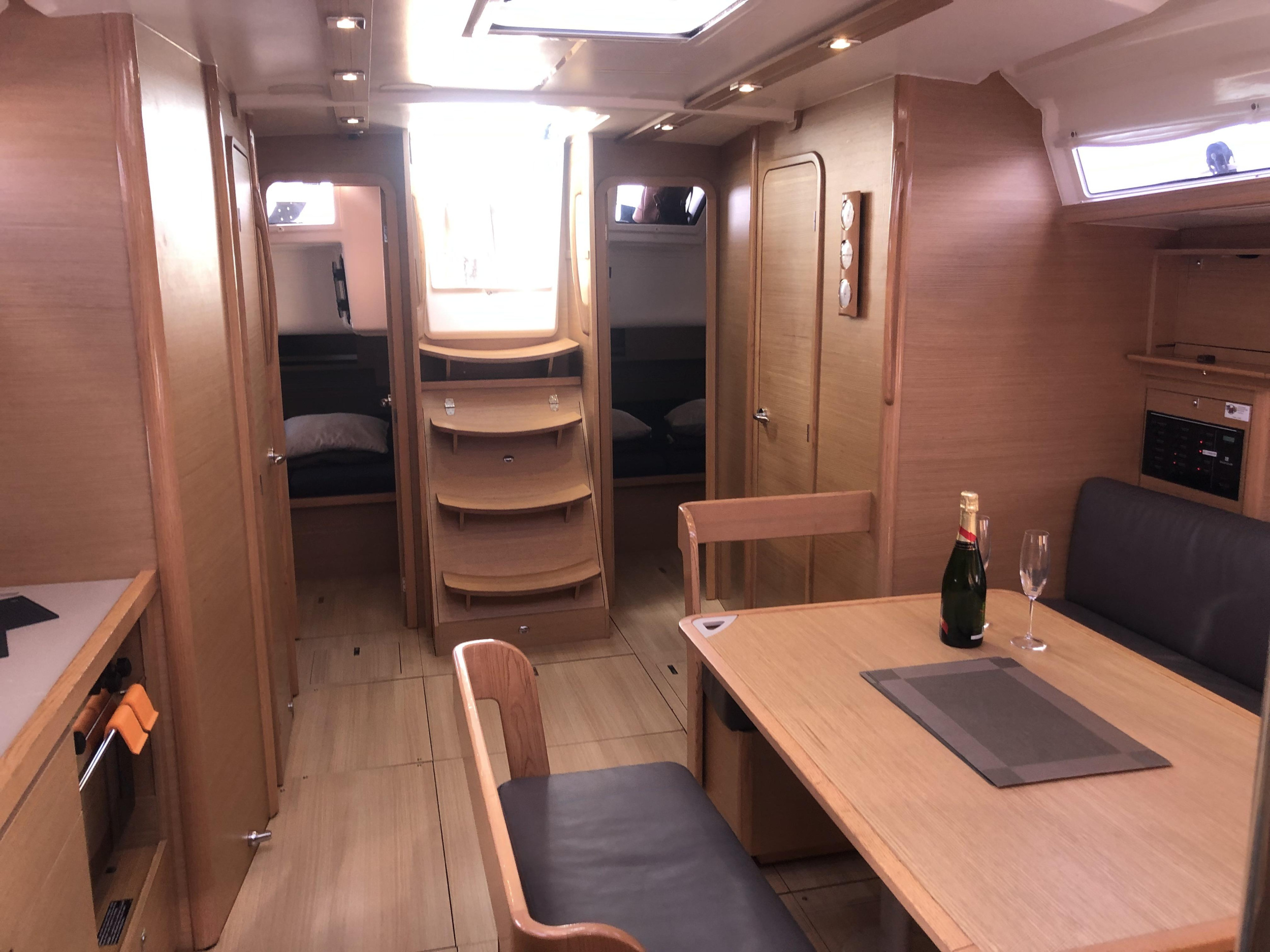 Dufour 430 Grand Large — photo 24
