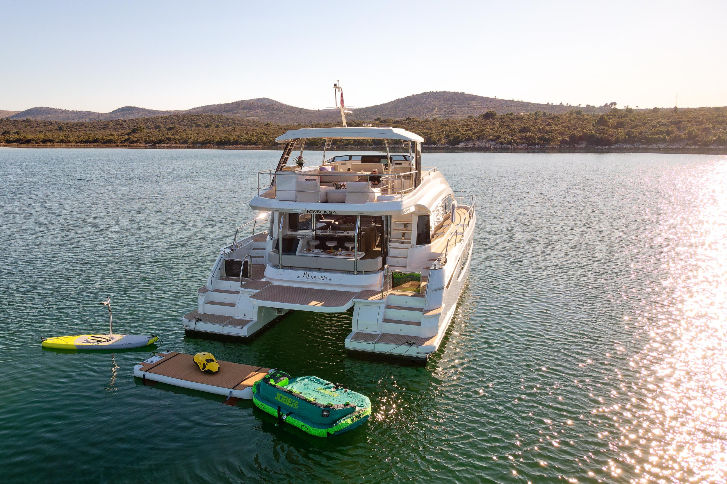 Aquila 54 — photo 17