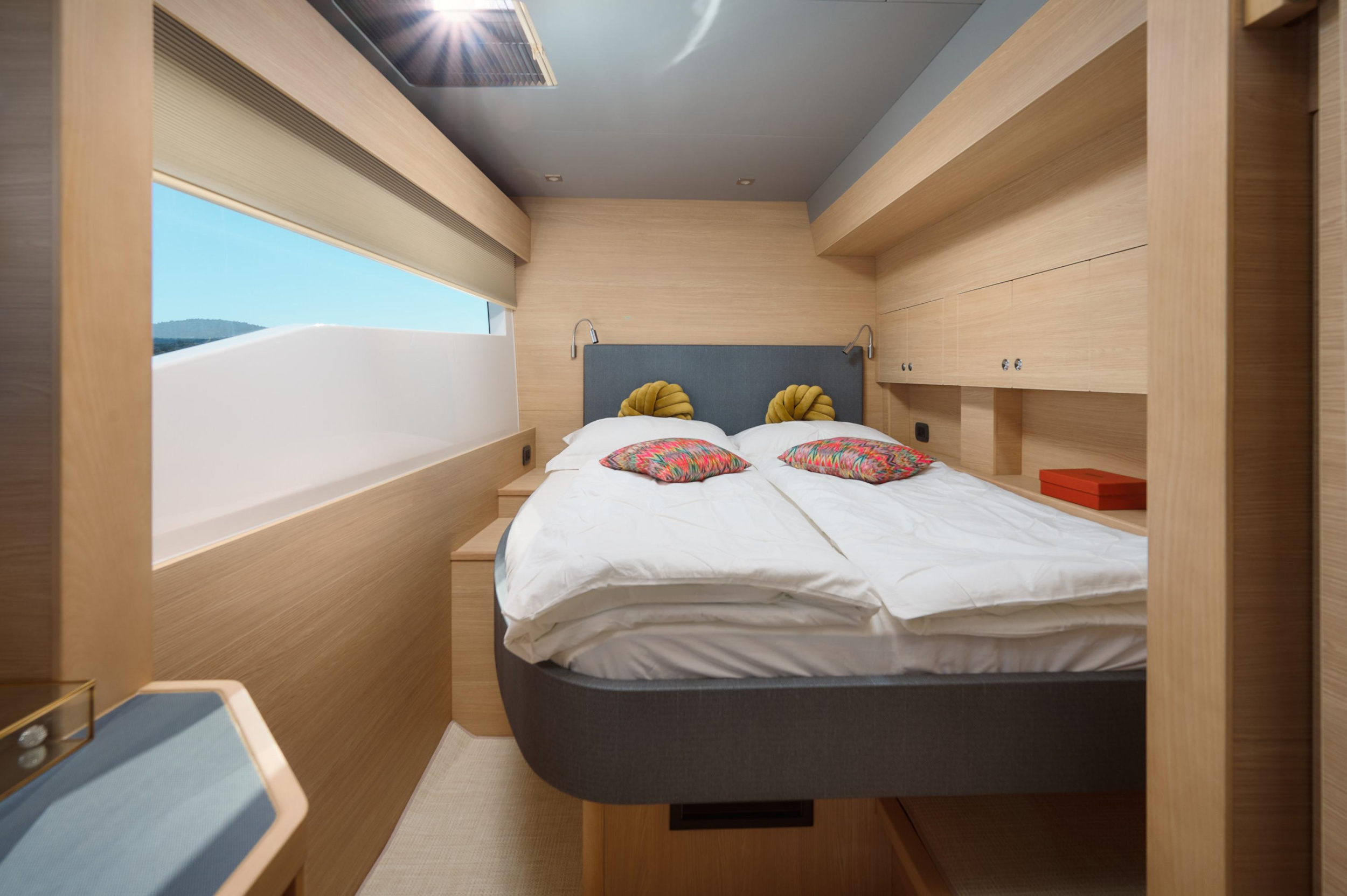 Aquila 54 — photo 15