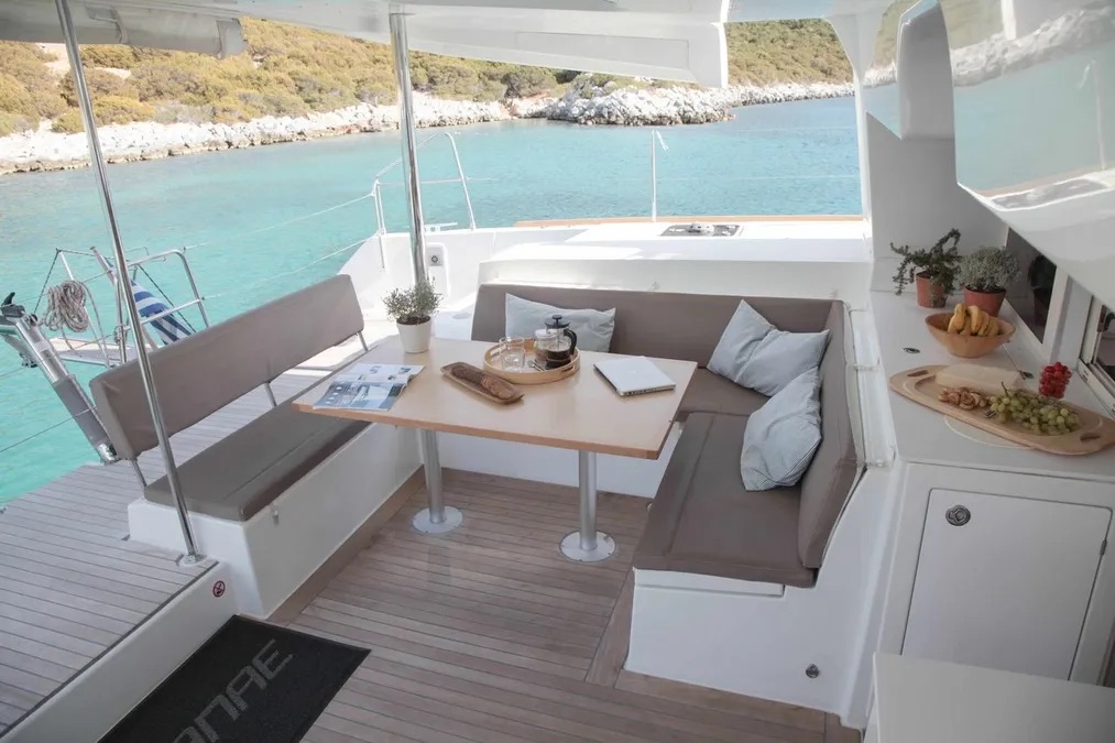 Lagoon 450 Fly — photo 26