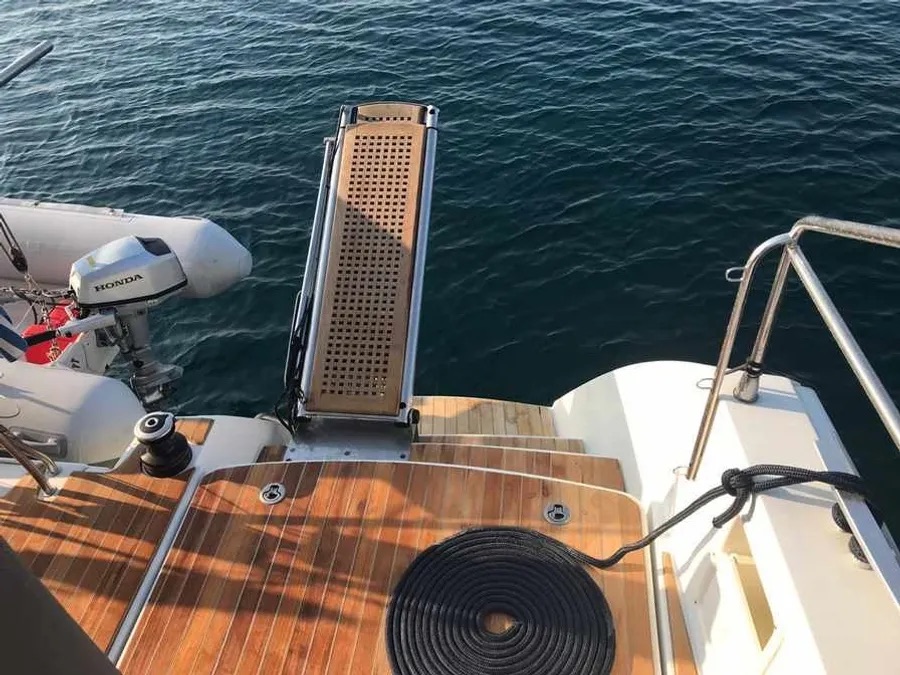 Lagoon 450 Fly — photo 7