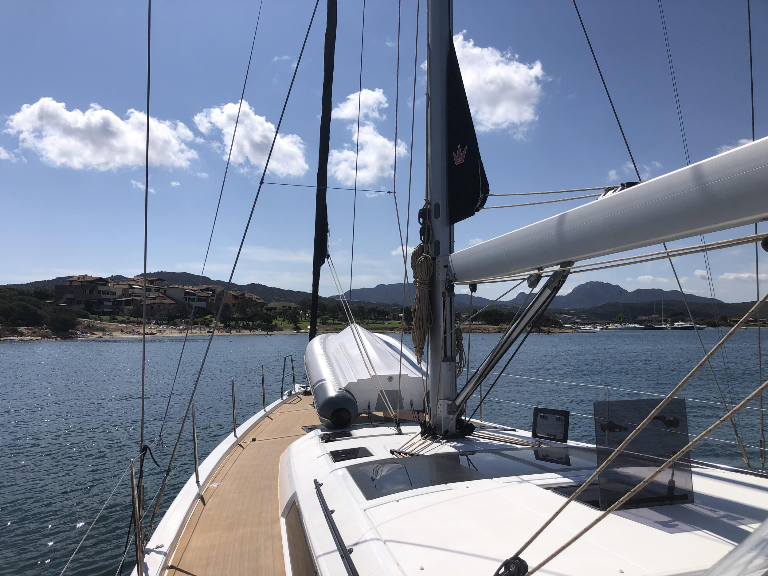 Dufour 530 Owner's Version — photo 5