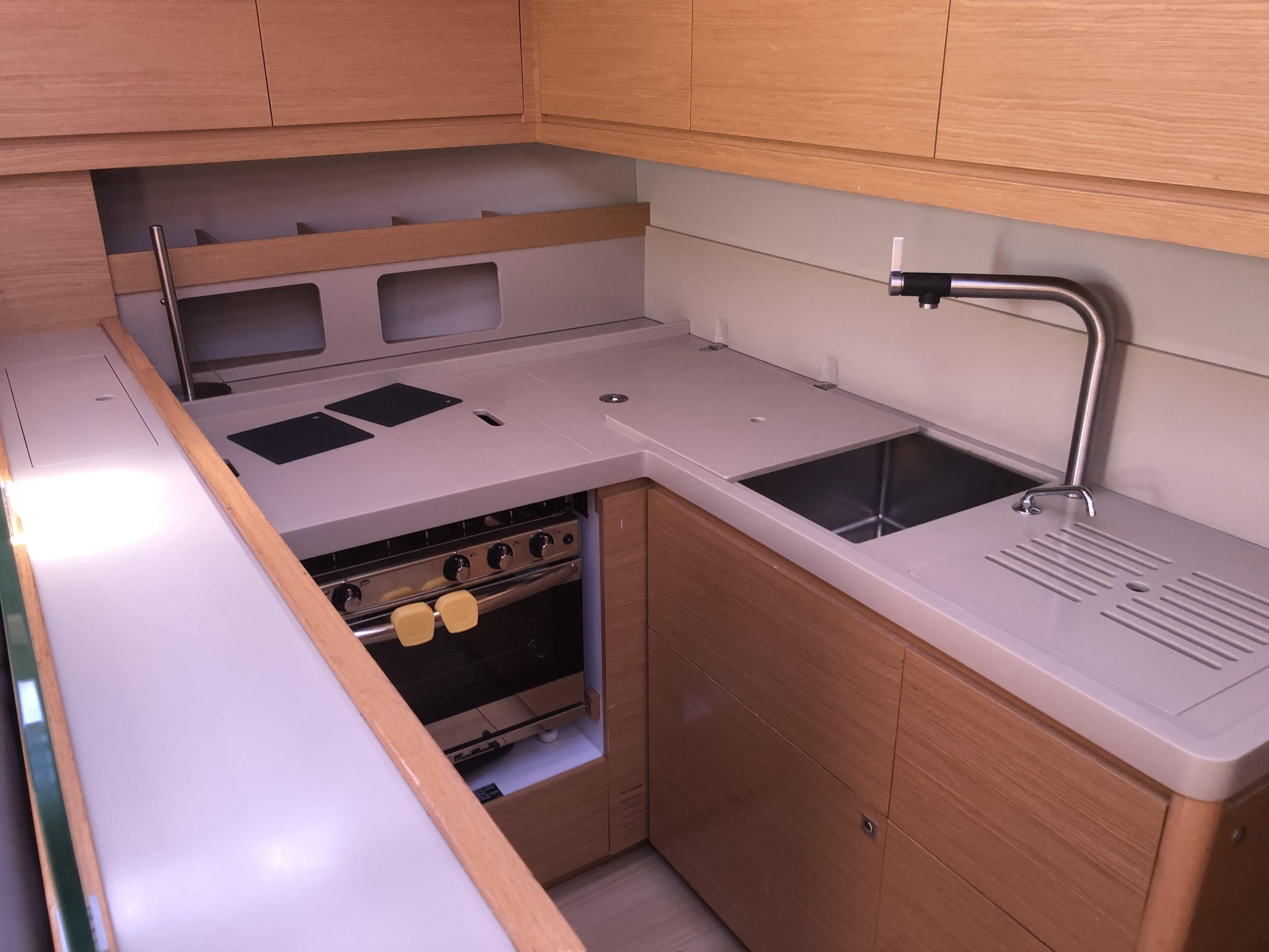Dufour 530 Exclusive 2020 — photo 13