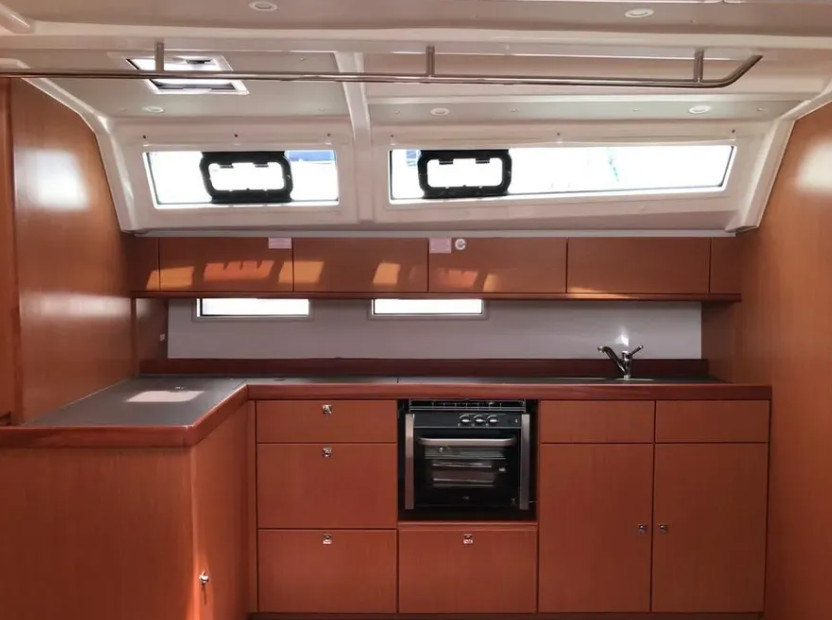 Bavaria Cruiser 46 (4 cab.) — photo 6