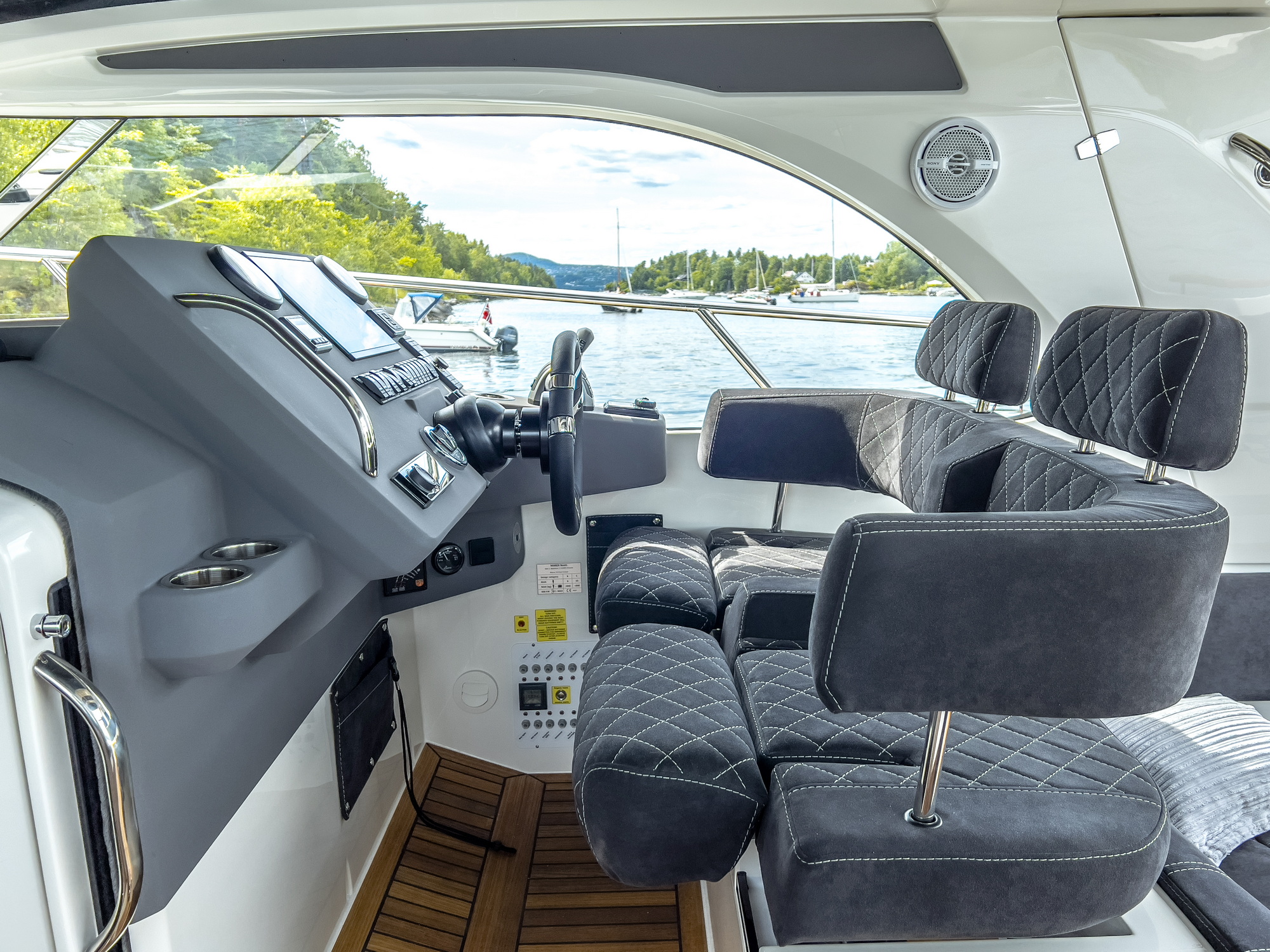 Marex 310 Sun Cruiser — photo 30