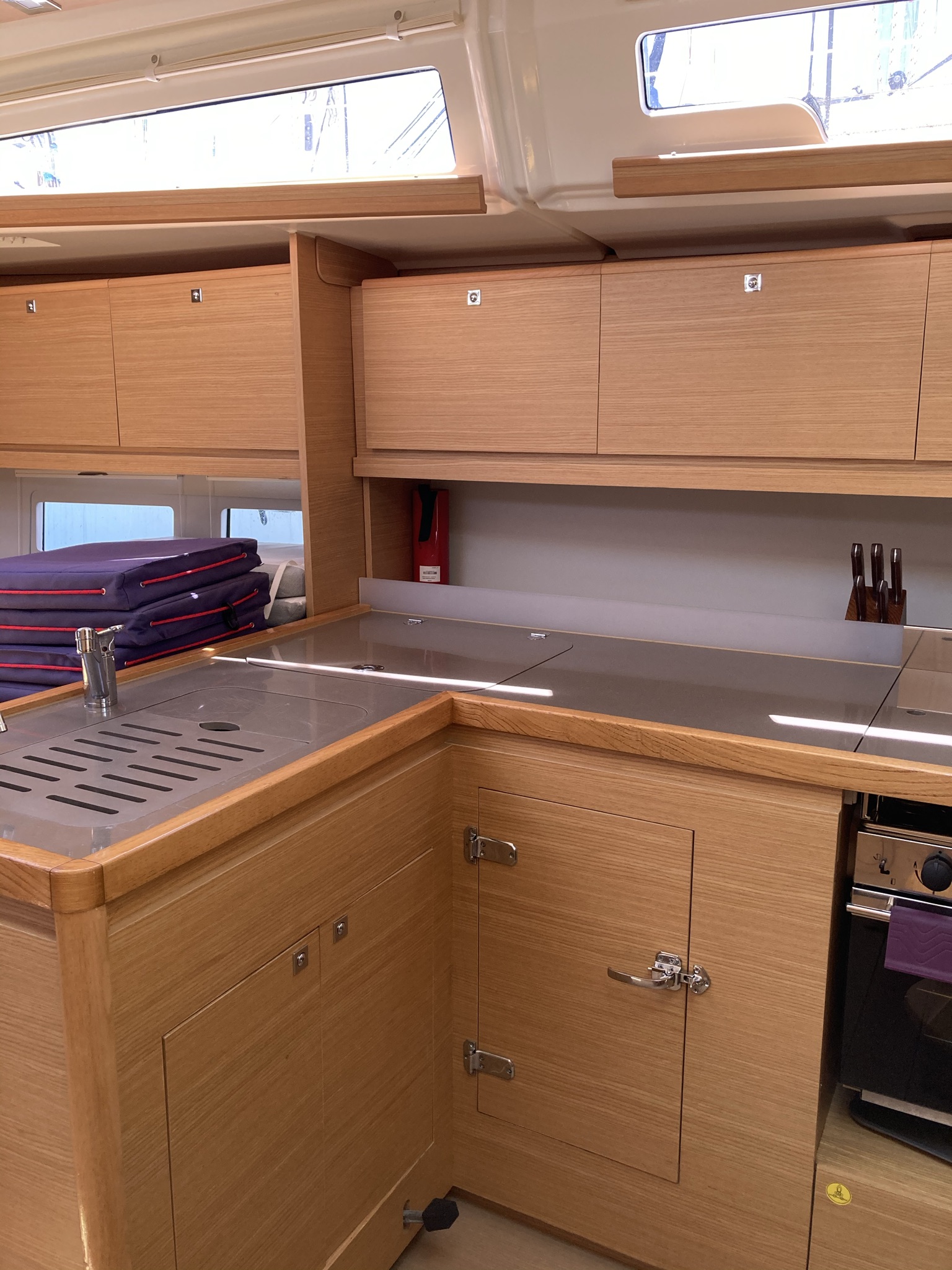 Dufour 390 Grand Large — photo 11