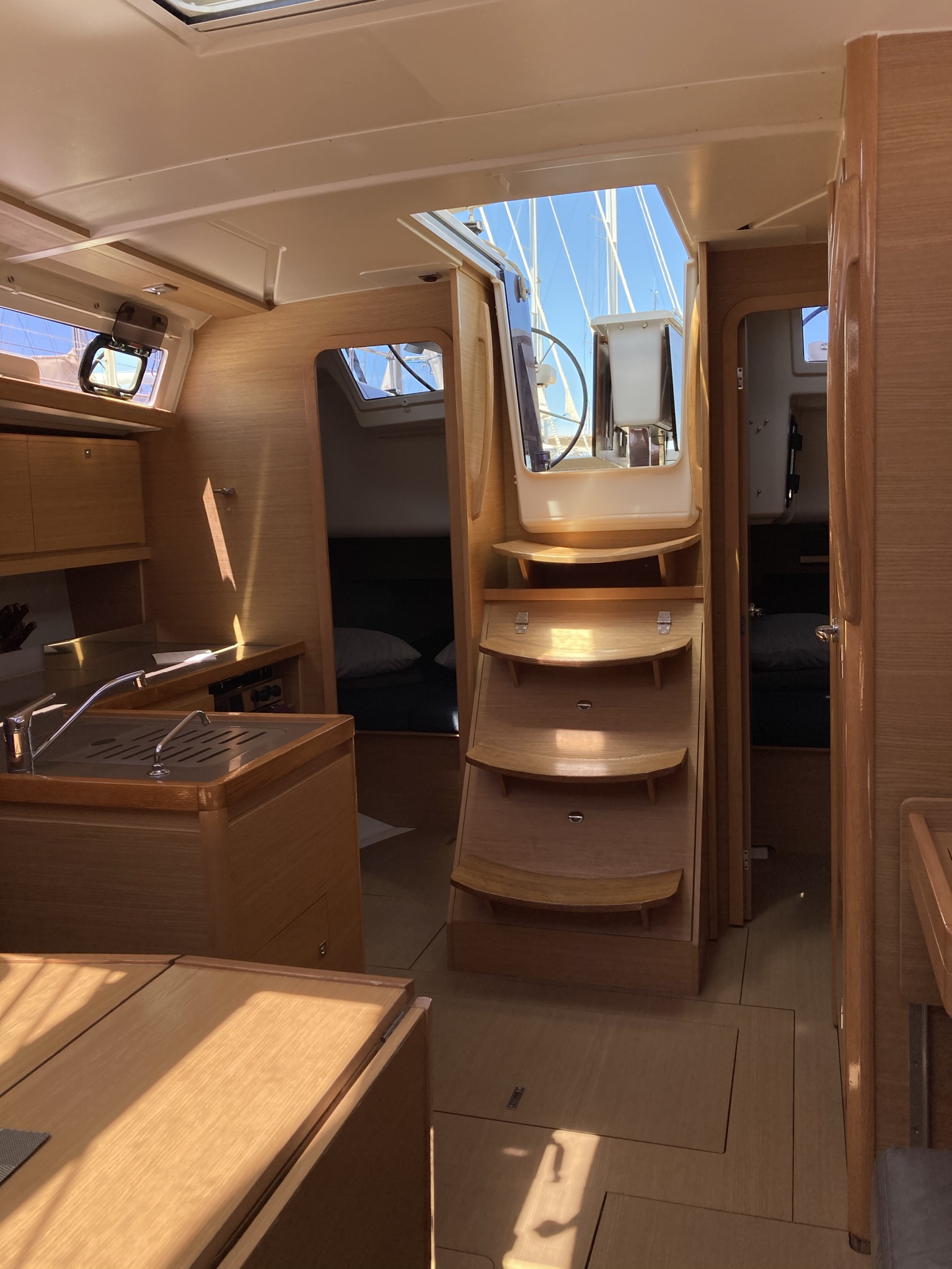 Dufour 390 Grand Large — photo 21