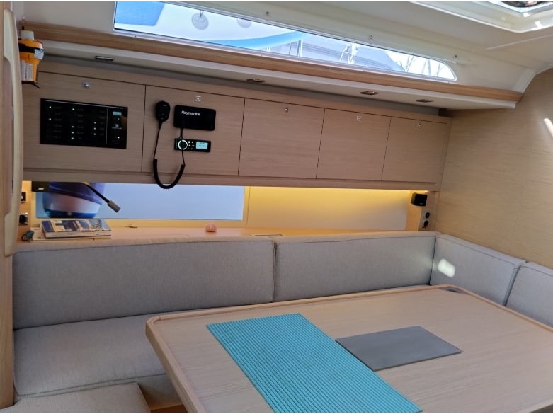 Dufour 470 (5 cab.) — photo 11