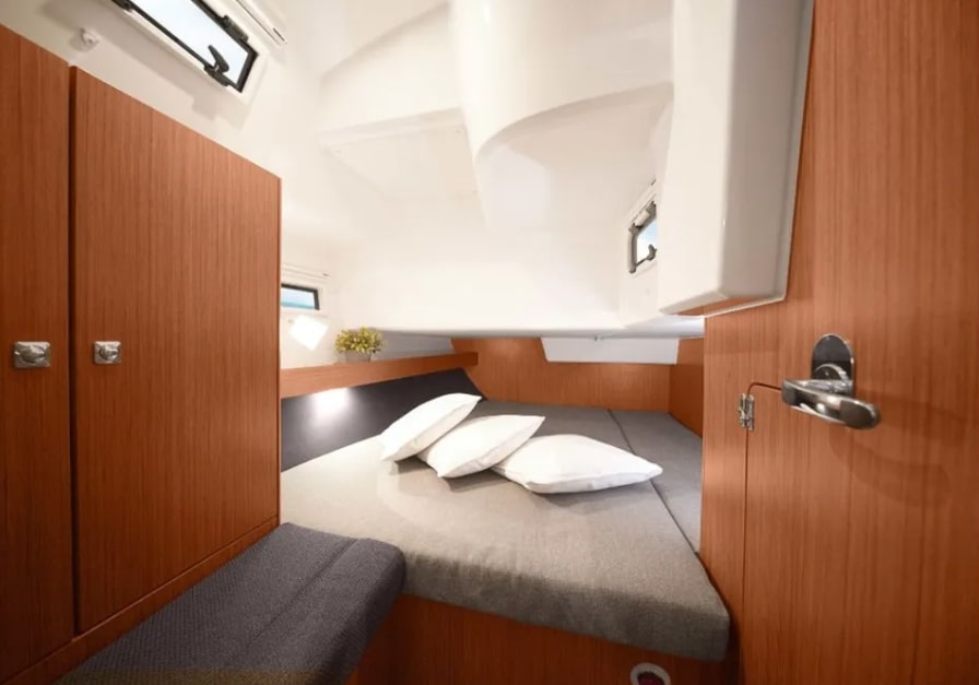 Bavaria Cruiser 41 (3 cab.) — photo 5