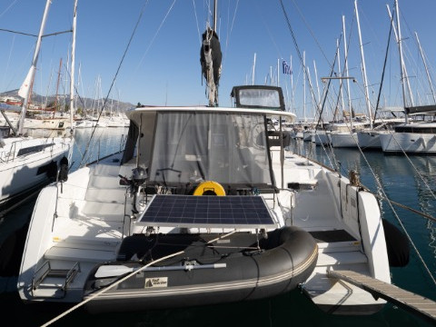 Lagoon 40 (4 cab) — photo 1