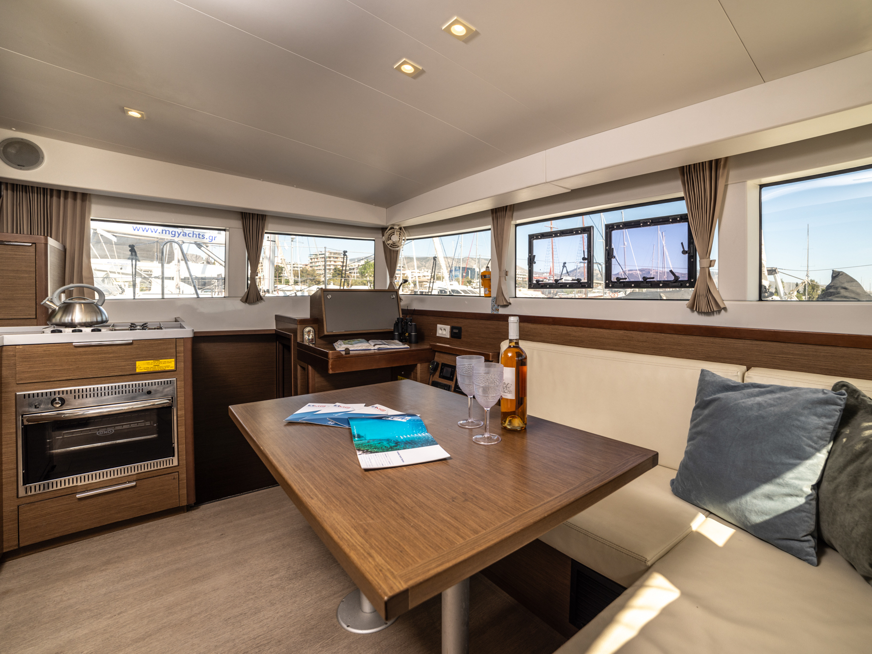 Lagoon 40 (4 cab) — photo 13