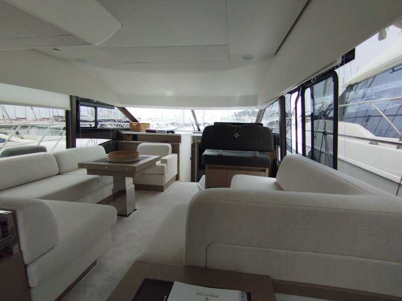 Prestige 520 Fly — photo 17