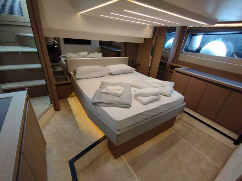 Prestige 520 Fly — photo 19
