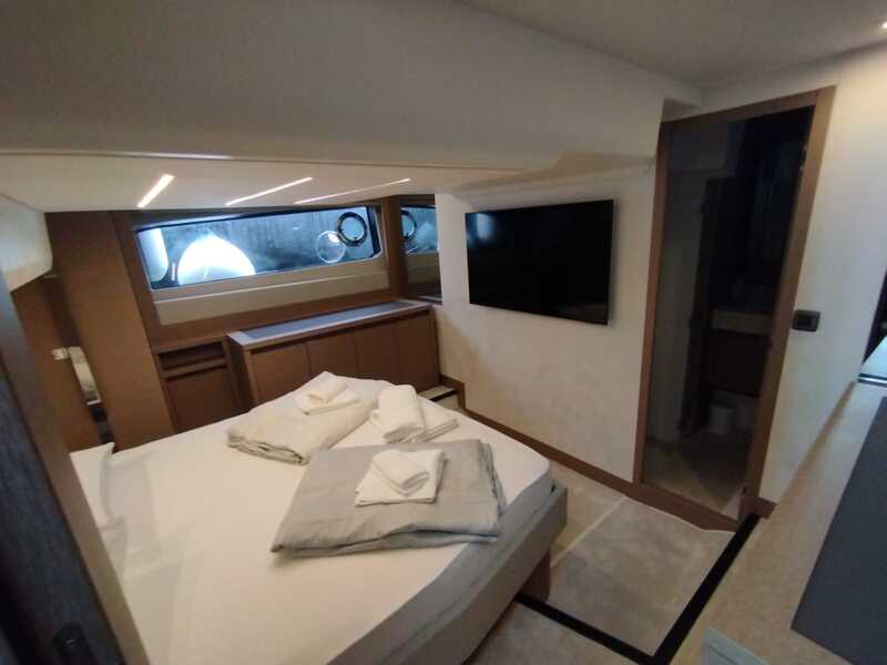 Prestige 520 Fly — photo 4