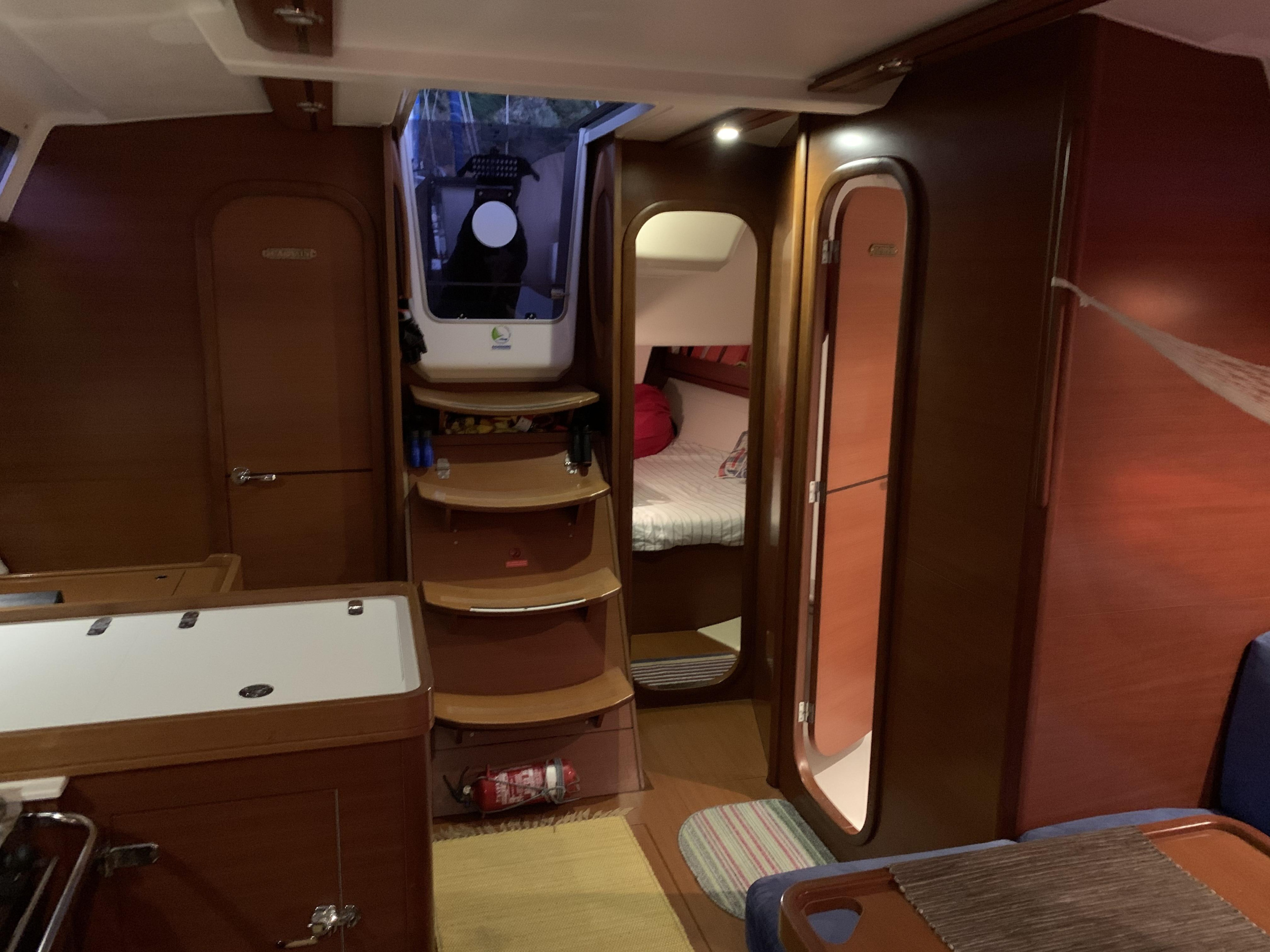 Dufour 405 Grand Large — photo 8