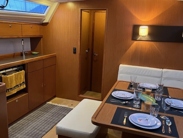 Bavaria 46 Cruiser — photo 6
