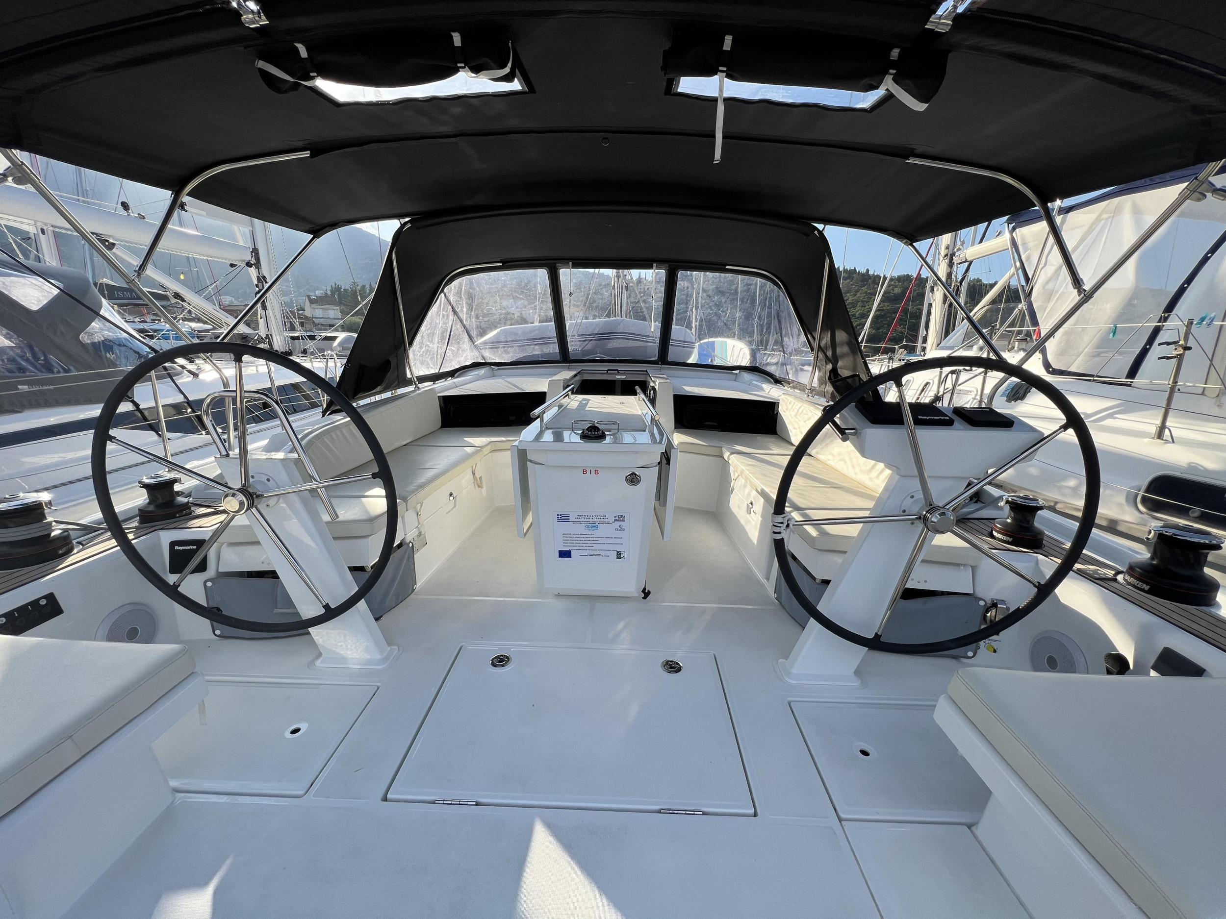 Oceanis 46.1 (5 cabins) — photo 4