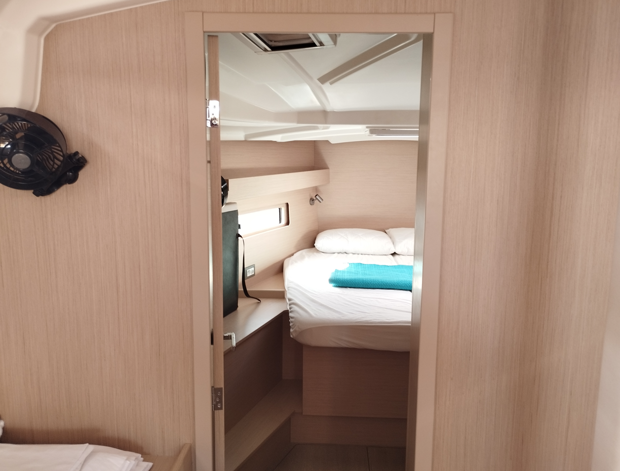 Oceanis 40.1 (3 cab.) — photo 12