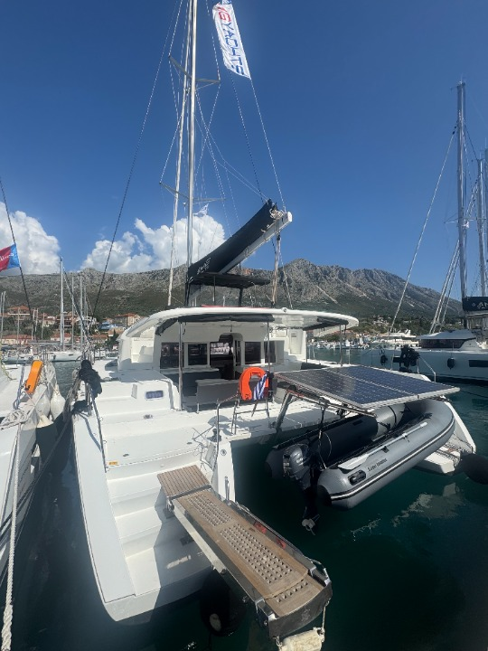 Lagoon 450 F (4 cab.) — photo 7