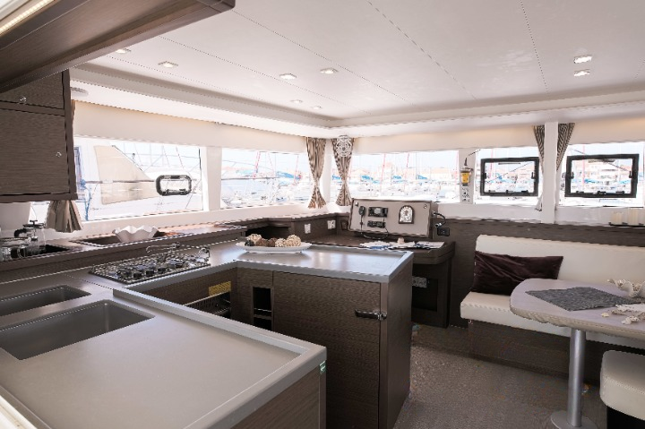 Lagoon 450 F (4 cab.) — photo 16