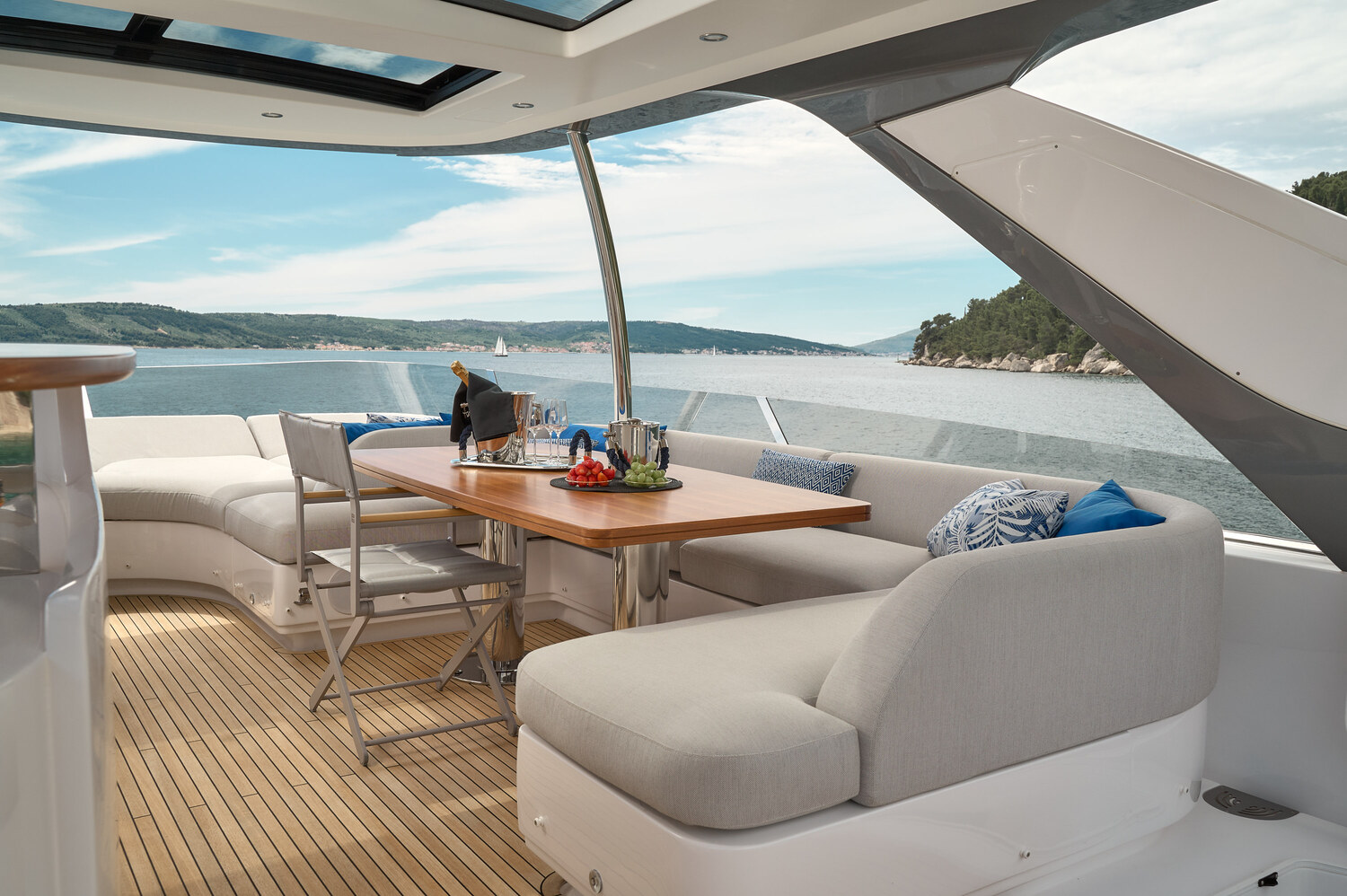 Azimut 78 Fly — photo 11