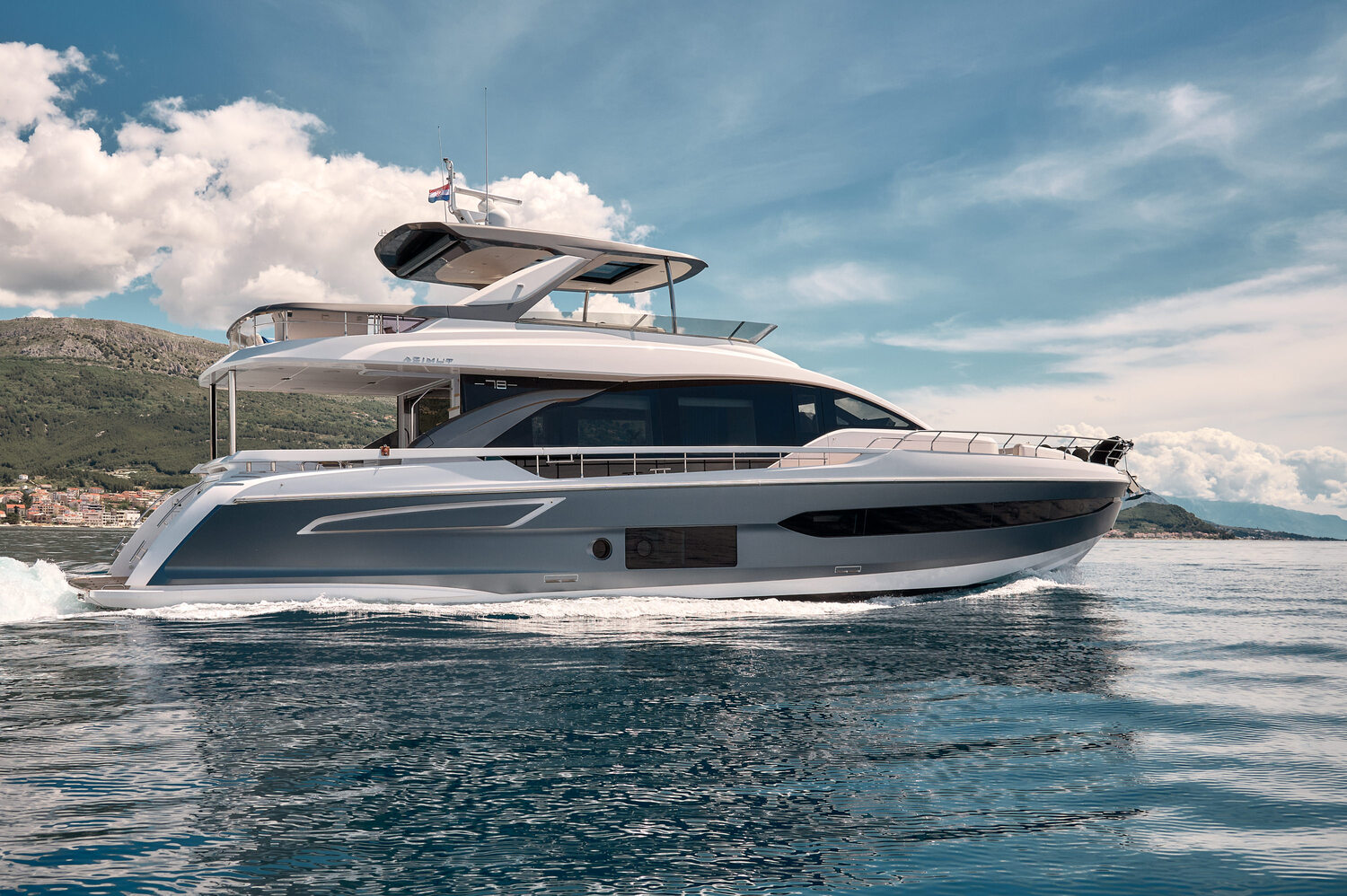 Azimut 78 Fly — photo 23