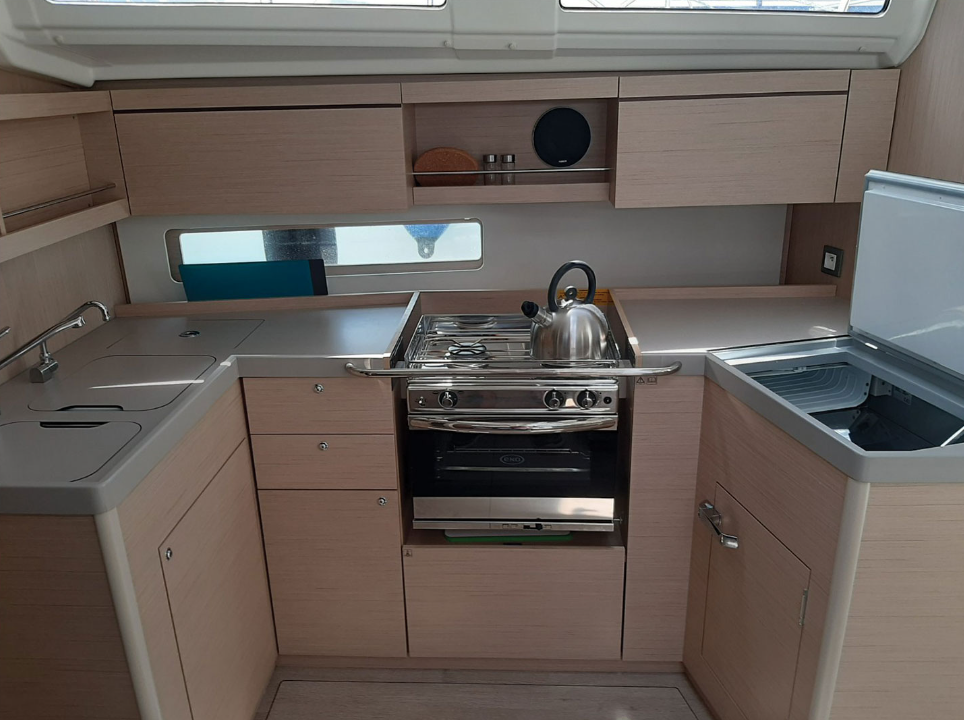 Oceanis 40.1 (4 cab.) — photo 14