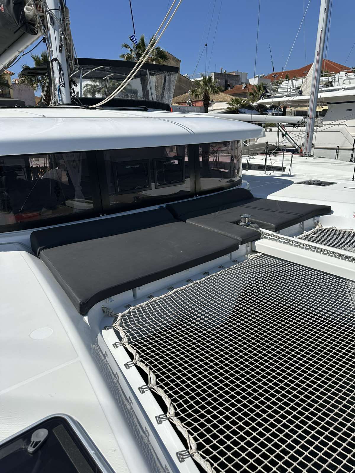 Lagoon 42 — photo 10