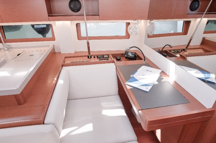 Oceanis 51.1 (5 cab.) — photo 11
