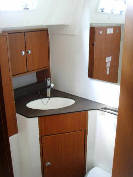 Bavaria Cruiser 45 (4 cab.) — photo 5