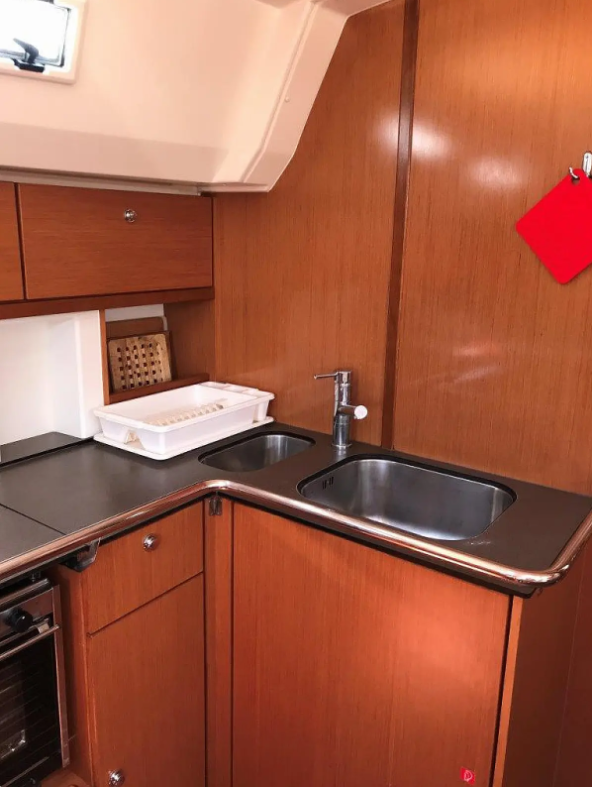 Bavaria Cruiser 50 (5 cab.) — photo 12
